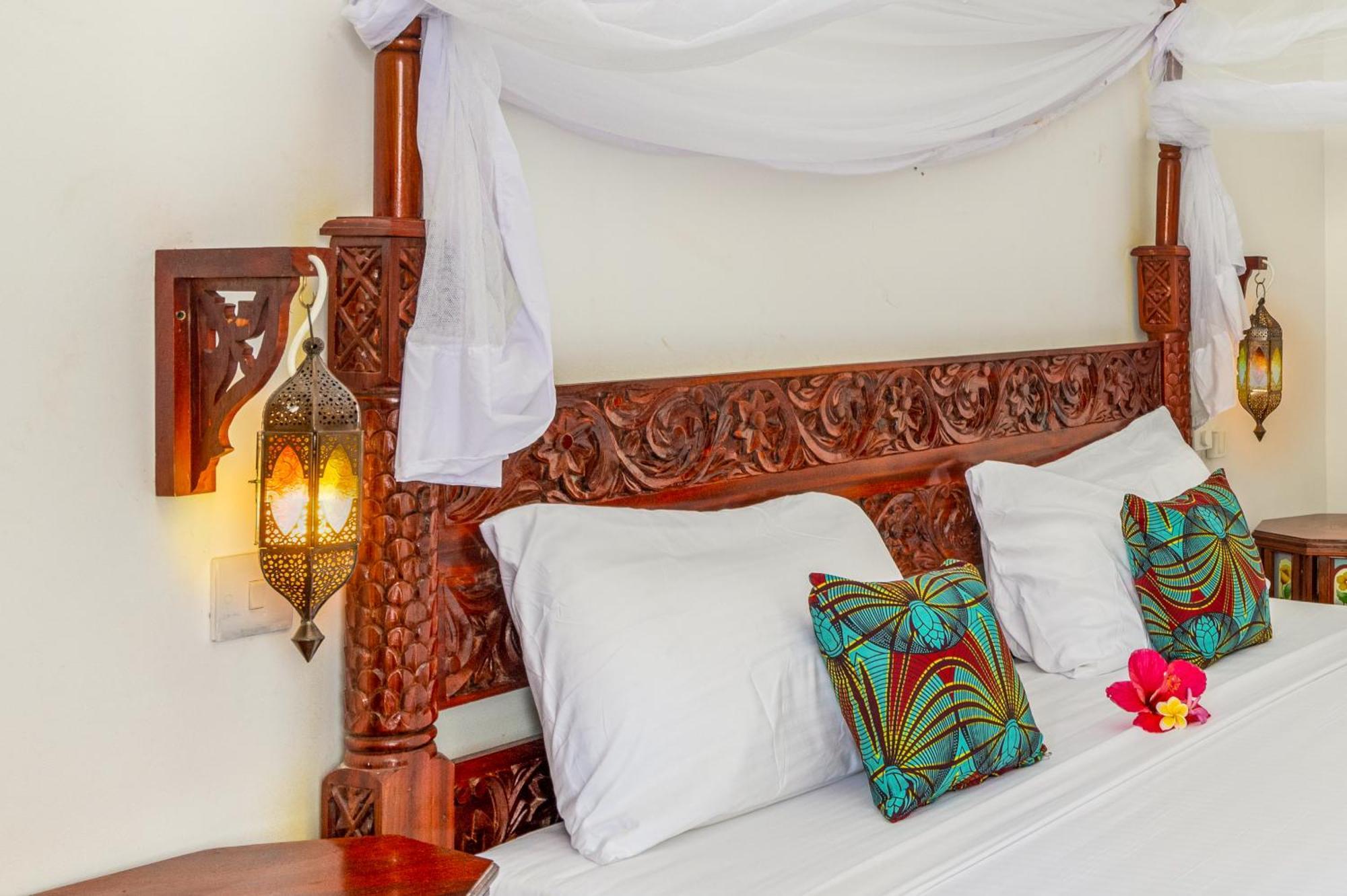 Tasneem Islamic Luxury Suites Jambiani  Esterno foto
