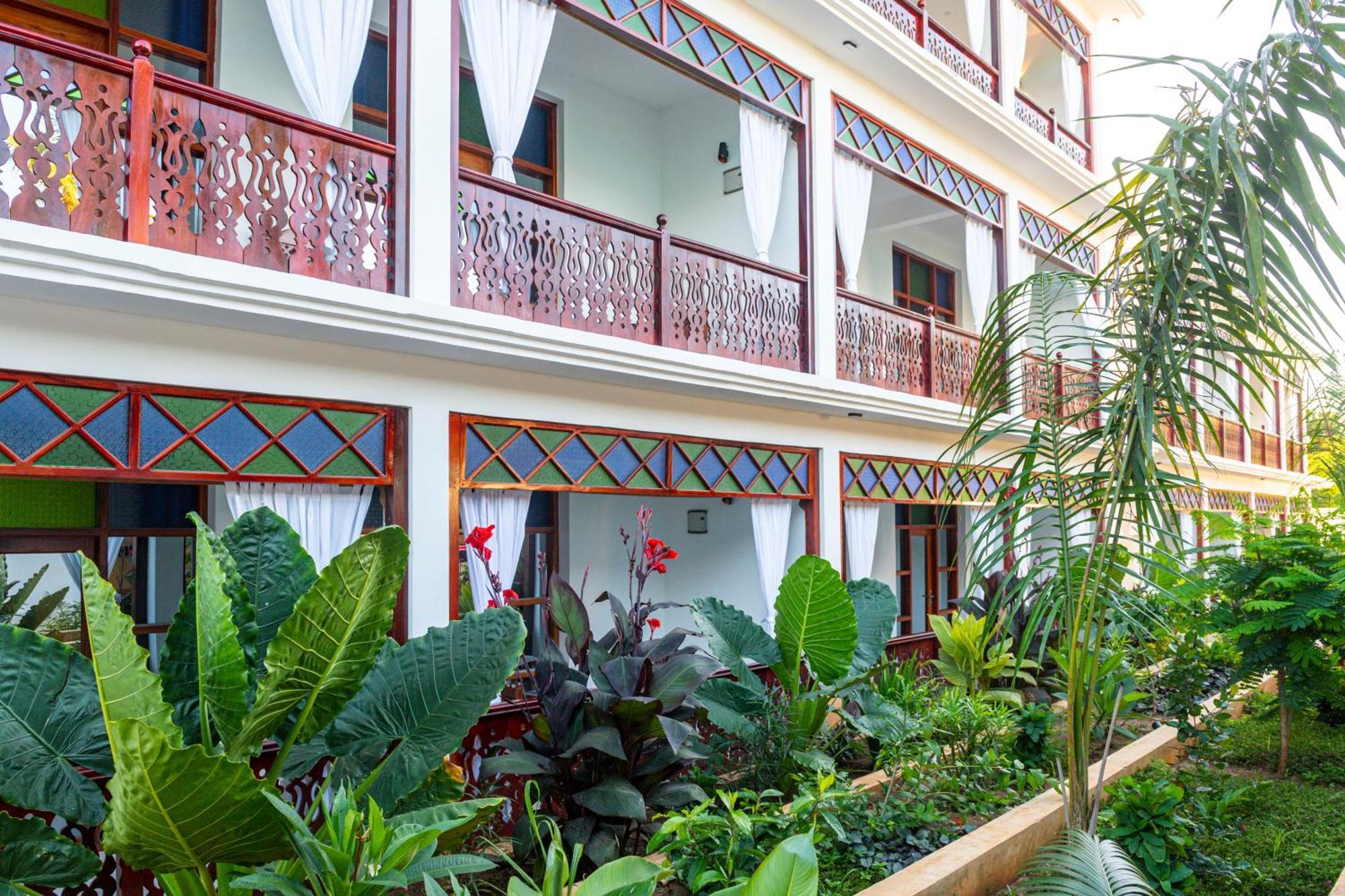 Tasneem Islamic Luxury Suites Jambiani  Esterno foto