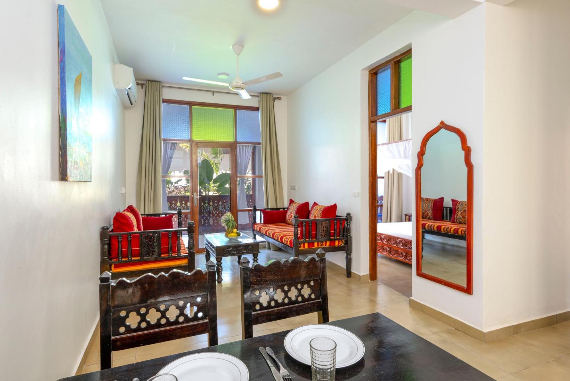 Tasneem Islamic Luxury Suites Jambiani  Esterno foto