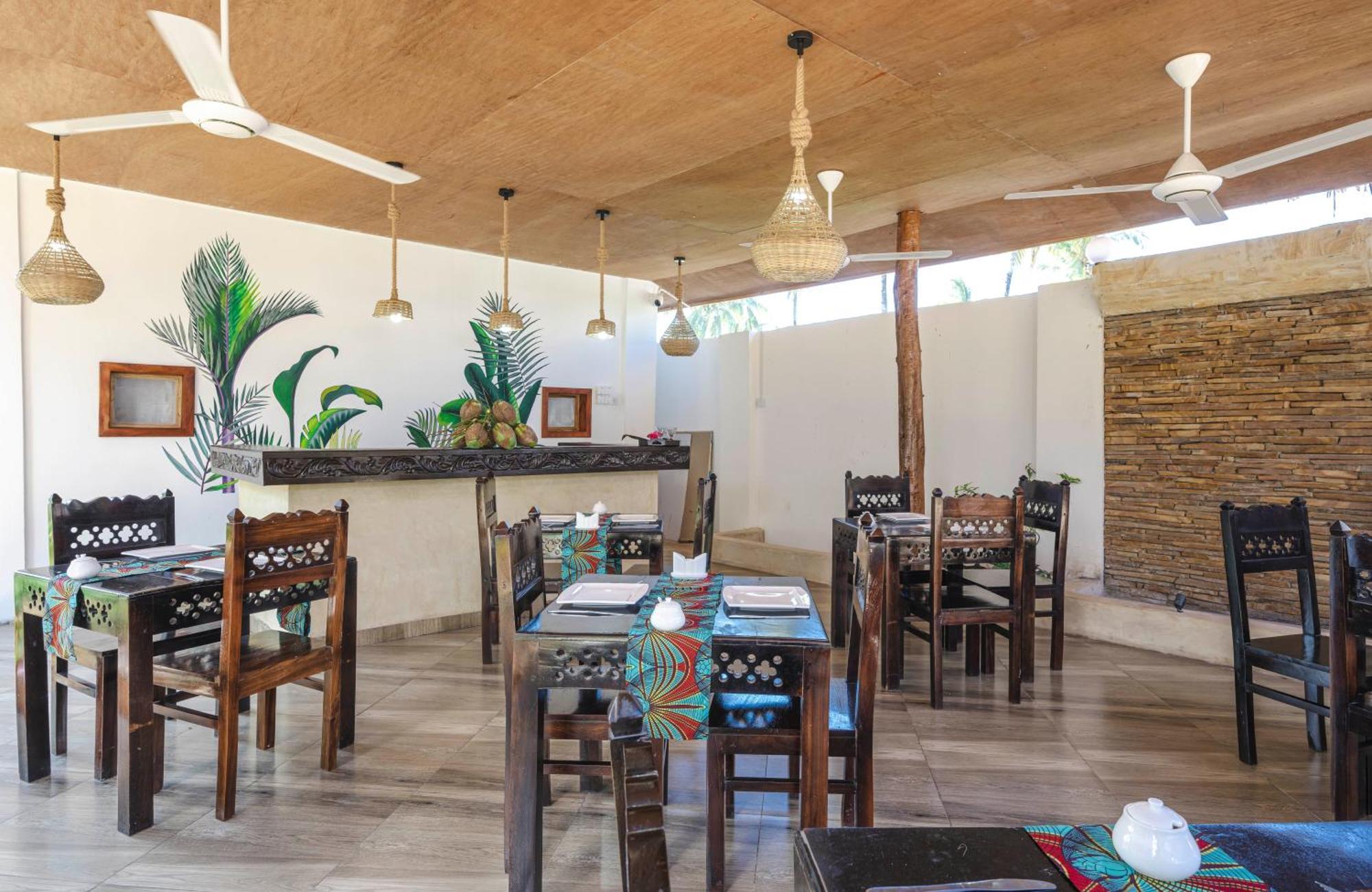 Tasneem Islamic Luxury Suites Jambiani  Esterno foto