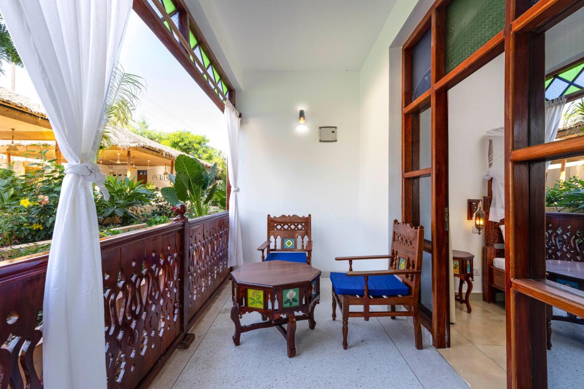 Tasneem Islamic Luxury Suites Jambiani  Esterno foto